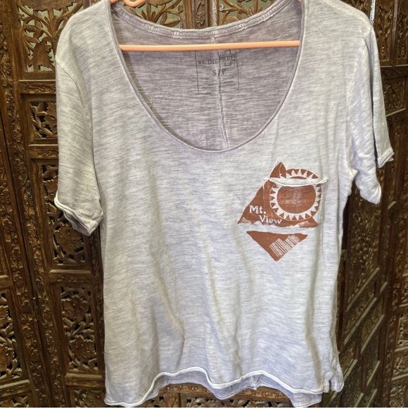 We The Free Tops - We The Free Light Gray Graphic Tee